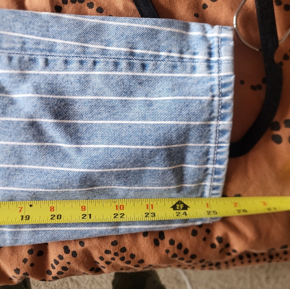 American Eagle Mom Jeans Pin Stripe Conductor 100% Denim High Rise 6 Women - Picture 10 of 10
